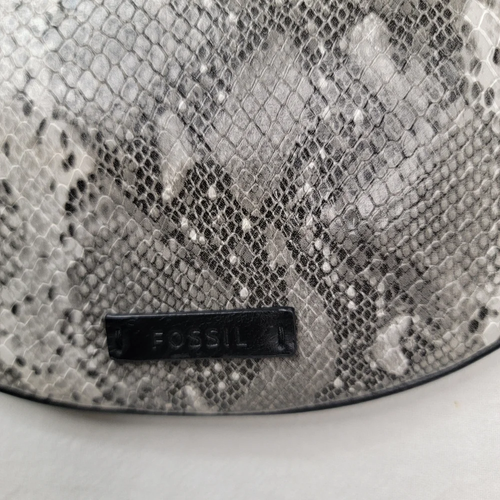 Fossil Gray Snakeskin Print Half Moon Clutch Bag Shoulder Purse Gold Chain MCM - Picture 3 of 9